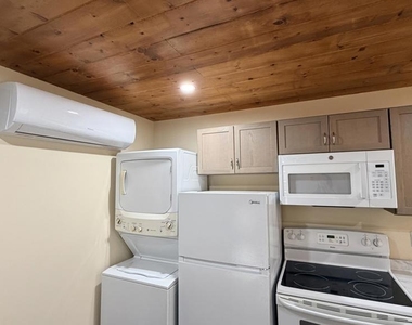 25187 Cedar Street - Photo Thumbnail 5