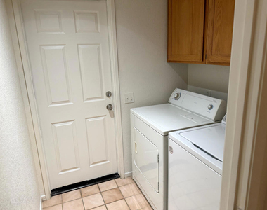 52310 Avenida Madero - Photo Thumbnail 16