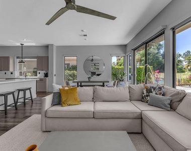 93 Kavenish Drive - Photo Thumbnail 17