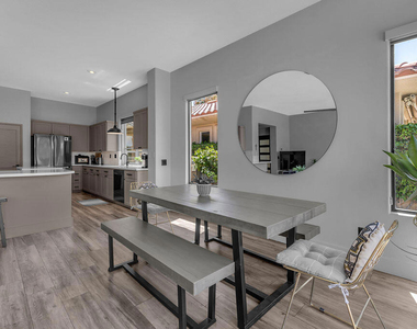 93 Kavenish Drive - Photo Thumbnail 14