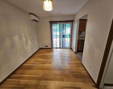 49 Beechwood Avenue - Photo Thumbnail 3