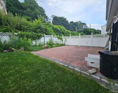49 Beechwood Avenue - Photo Thumbnail 16