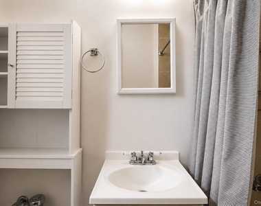 99-15 66 Avenue - Photo Thumbnail 19