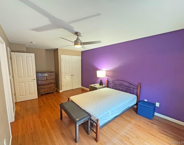 54 Fairways Drive - Photo Thumbnail 16