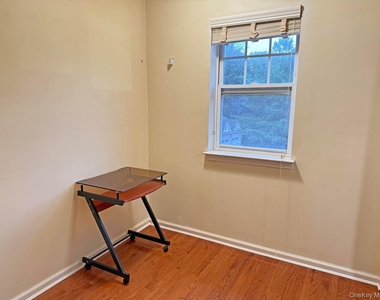 54 Fairways Drive - Photo Thumbnail 22