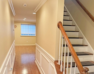 54 Fairways Drive - Photo Thumbnail 1
