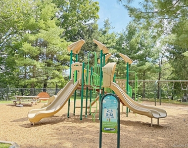54 Fairways Drive - Photo Thumbnail 29