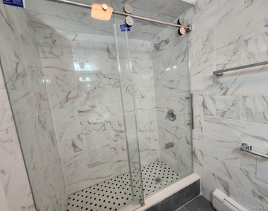 165-19 Chapin Pkwy - Photo Thumbnail 10