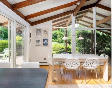 102 Fanning Avenue - Photo Thumbnail 10