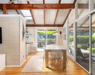 102 Fanning Avenue - Photo Thumbnail 8