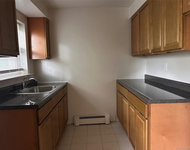 400 N Corona - Photo Thumbnail 2