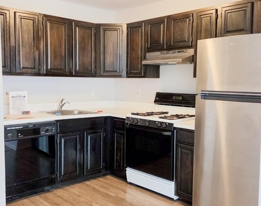 41 Maple Wing Boulevard - Photo Thumbnail 6