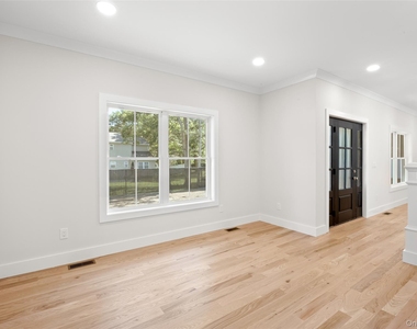 557 Canal Road - Photo Thumbnail 7