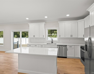 557 Canal Road - Photo Thumbnail 15