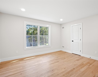 557 Canal Road - Photo Thumbnail 32