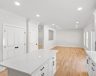 557 Canal Road - Photo Thumbnail 17