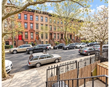 265 St James Place - Photo Thumbnail 11