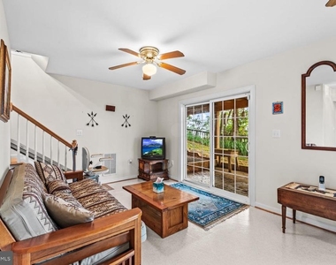 1753 N Independence Drive - Photo Thumbnail 22