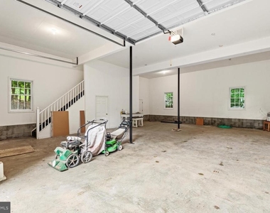 1753 N Independence Drive - Photo Thumbnail 35