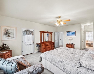 1753 N Independence Drive - Photo Thumbnail 14