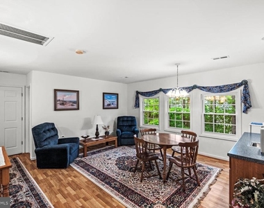 1753 N Independence Drive - Photo Thumbnail 37