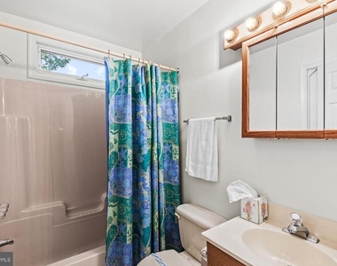 1753 N Independence Drive - Photo Thumbnail 41