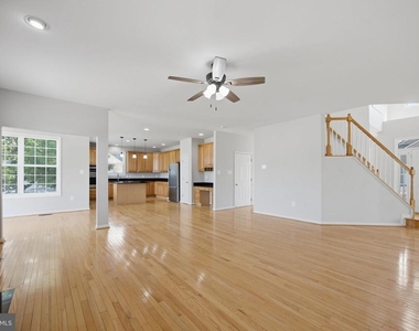 20 Pinehurst Lane - Photo Thumbnail 11