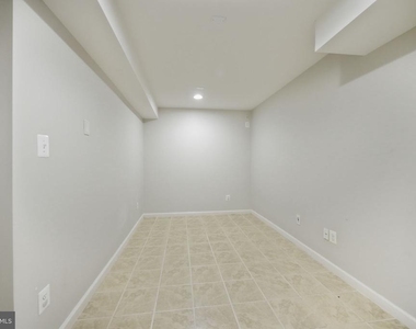 20 Pinehurst Lane - Photo Thumbnail 41