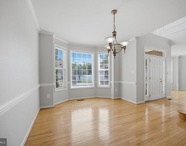 20 Pinehurst Lane - Photo Thumbnail 8