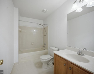 20 Pinehurst Lane - Photo Thumbnail 35