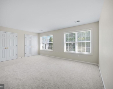 20 Pinehurst Lane - Photo Thumbnail 31