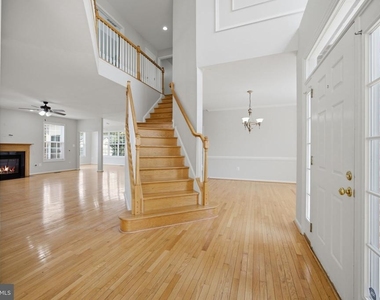 20 Pinehurst Lane - Photo Thumbnail 5