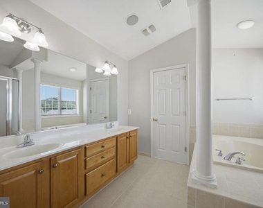 20 Pinehurst Lane - Photo Thumbnail 29
