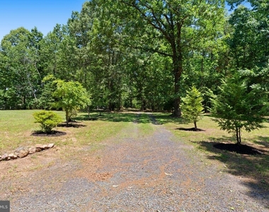 8405 Shirley Road - Photo Thumbnail 40