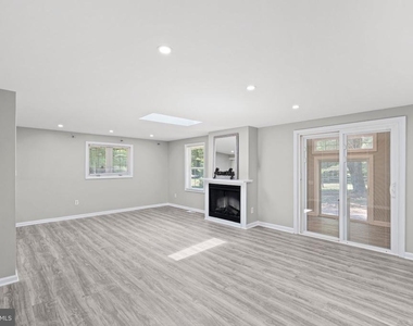 8405 Shirley Road - Photo Thumbnail 8