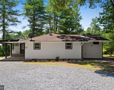 8405 Shirley Road - Photo Thumbnail 2