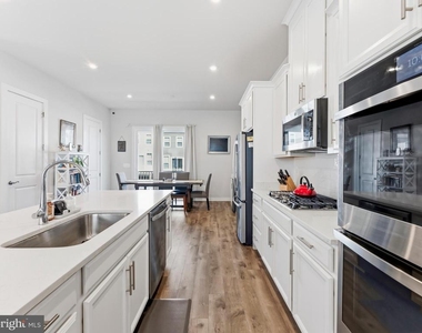 1784 Hickory Woods Road - Photo Thumbnail 15