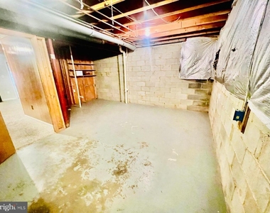4704 S Park Court - Photo Thumbnail 19