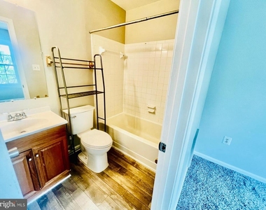 4704 S Park Court - Photo Thumbnail 38