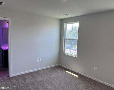 35201 Sara Court - Photo Thumbnail 17