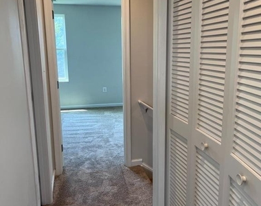 35201 Sara Court - Photo Thumbnail 12