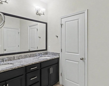 43031 Foxtrail Woods Terrace - Photo Thumbnail 15