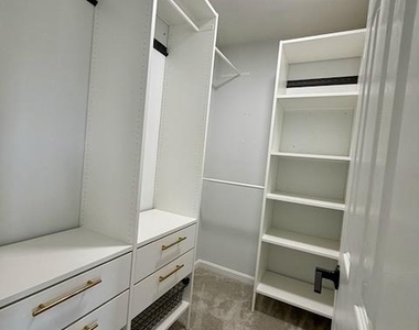 22907 Benson Terrace - Photo Thumbnail 16