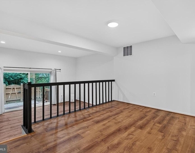 2952 Jermantown Road - Photo Thumbnail 8