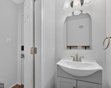 2952 Jermantown Road - Photo Thumbnail 25