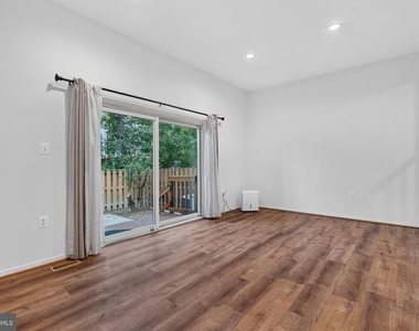 2952 Jermantown Road - Photo Thumbnail 10