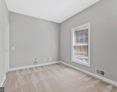 9546 Lagersfield Circle - Photo Thumbnail 16