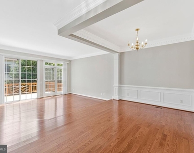 9546 Lagersfield Circle - Photo Thumbnail 8