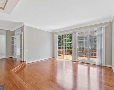 9546 Lagersfield Circle - Photo Thumbnail 10
