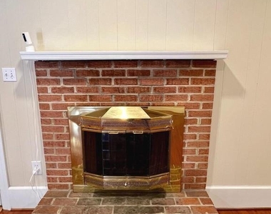 8124 Larkin Lane - Photo Thumbnail 38